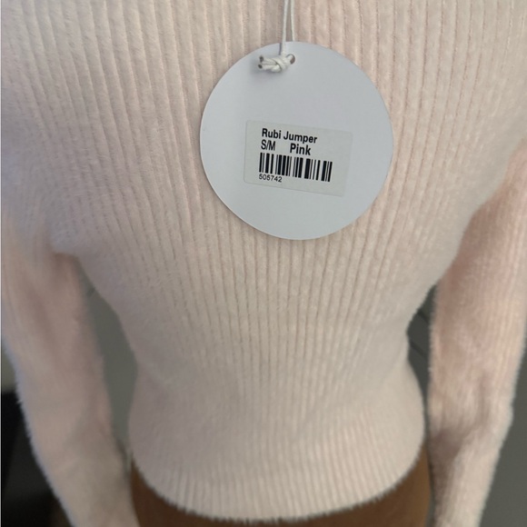 NWT 🌸 Princess Polly fuzzy cropped pink cardigan - Picture 2 of 7